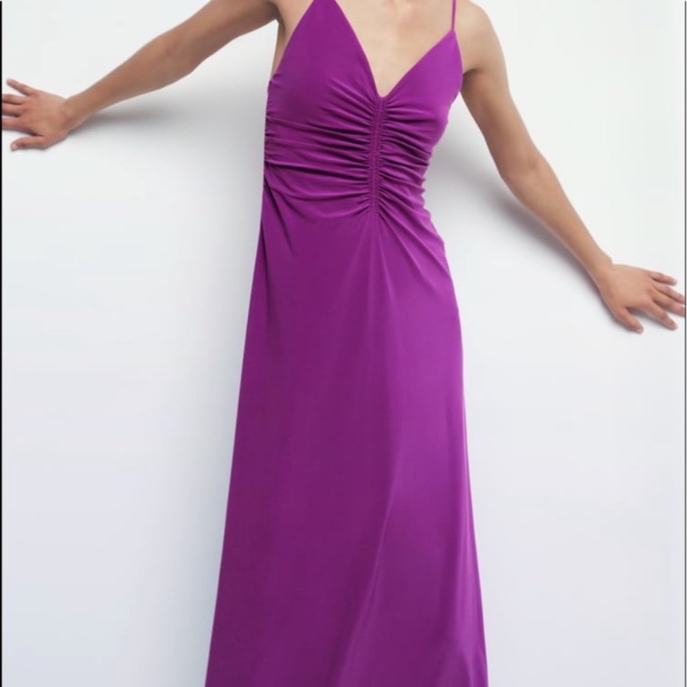 Purple v neck Zara midi dress